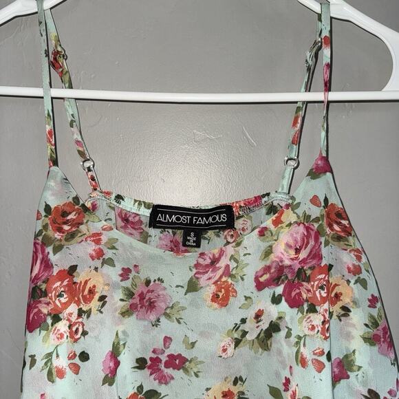 Almost Famous High Low Floral Spaghetti Strap Woman’s Top Size S Mint Green - Picture 3 of 6